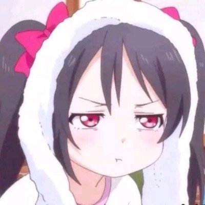 女子睡觉被15斤猫咪压住致手腕骨折